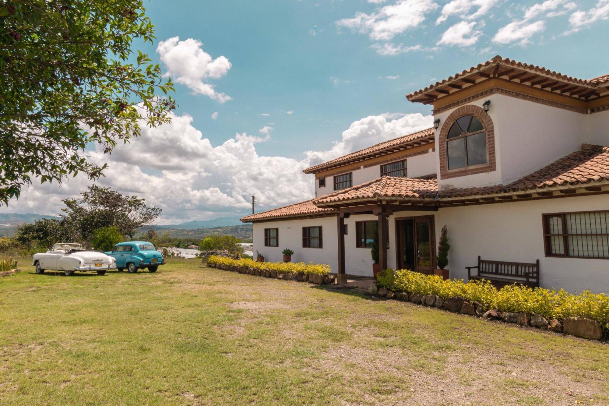 Artemisa Hotel Santa Sofía Buitenkant foto