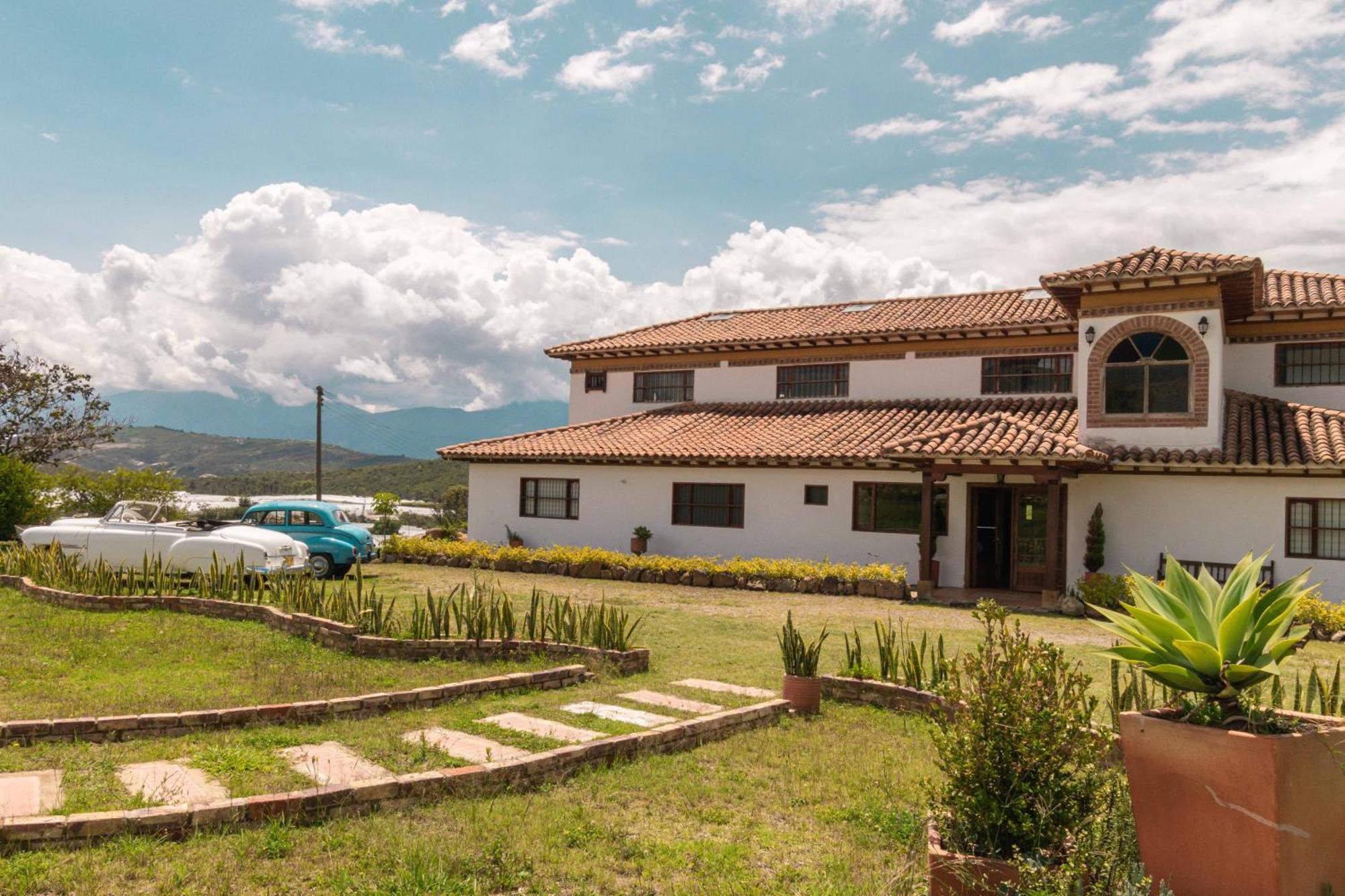 Artemisa Hotel Santa Sofía Buitenkant foto